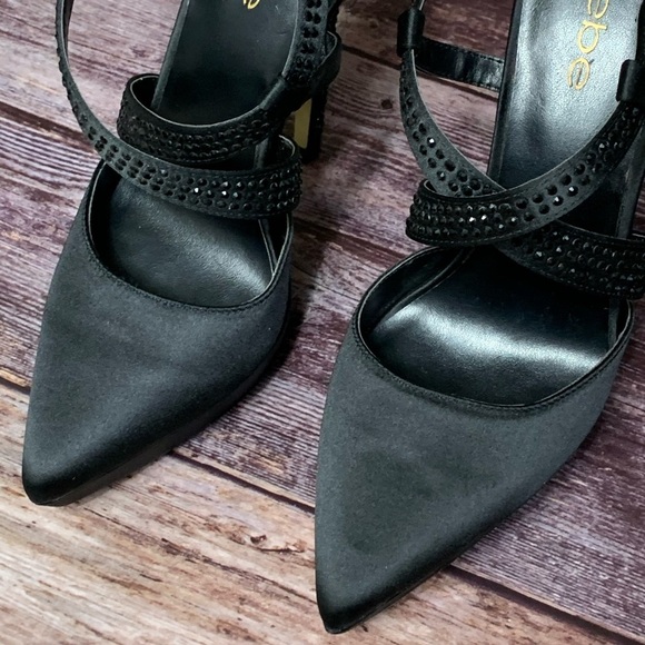 Bebe ~ Leola Pointy Toe Pump - Picture 4 of 16